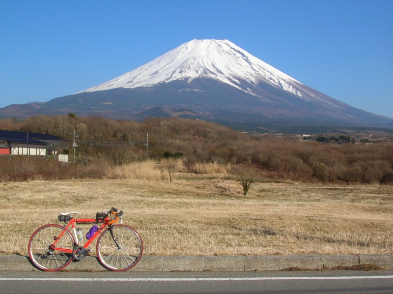 MtFujiKamiide2009.jpg